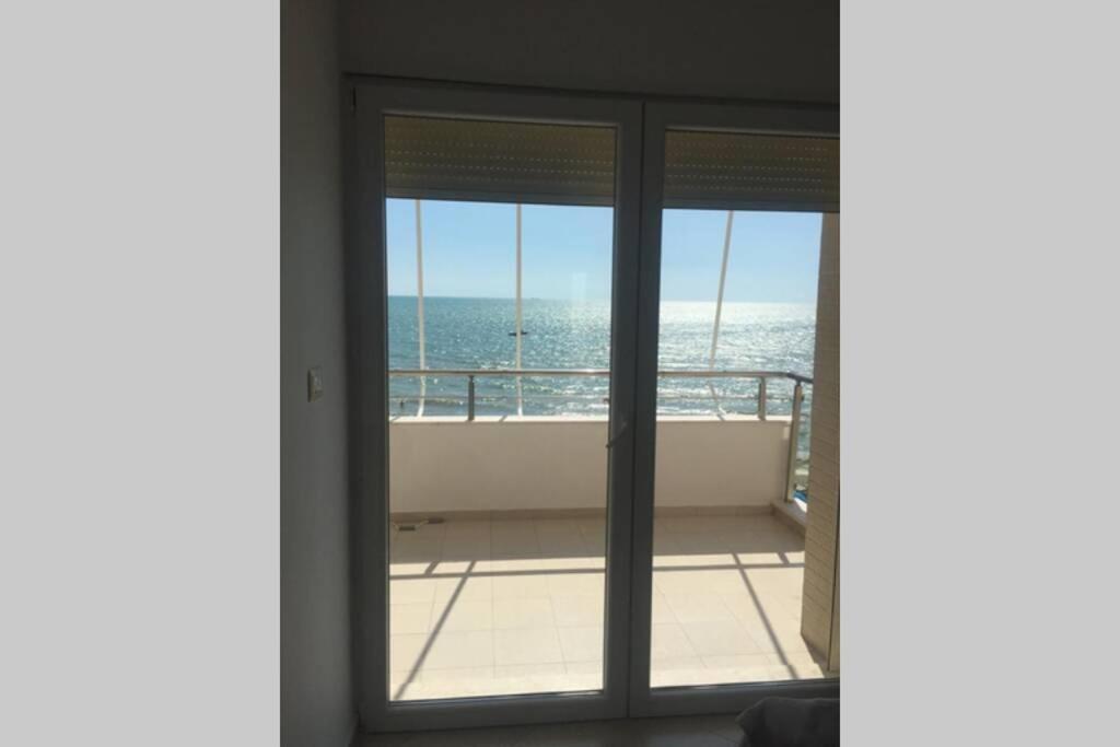 Modern Sea View Apartment For A Perfect Holiday Durres Exterior photo