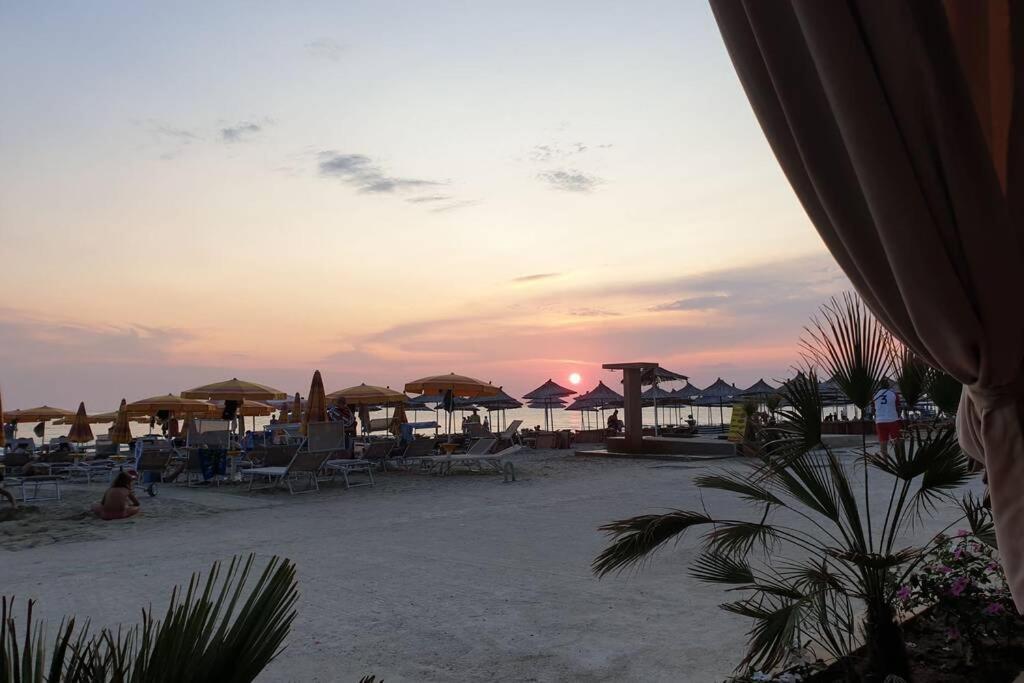 Modern Sea View Apartment For A Perfect Holiday Durres Exterior photo